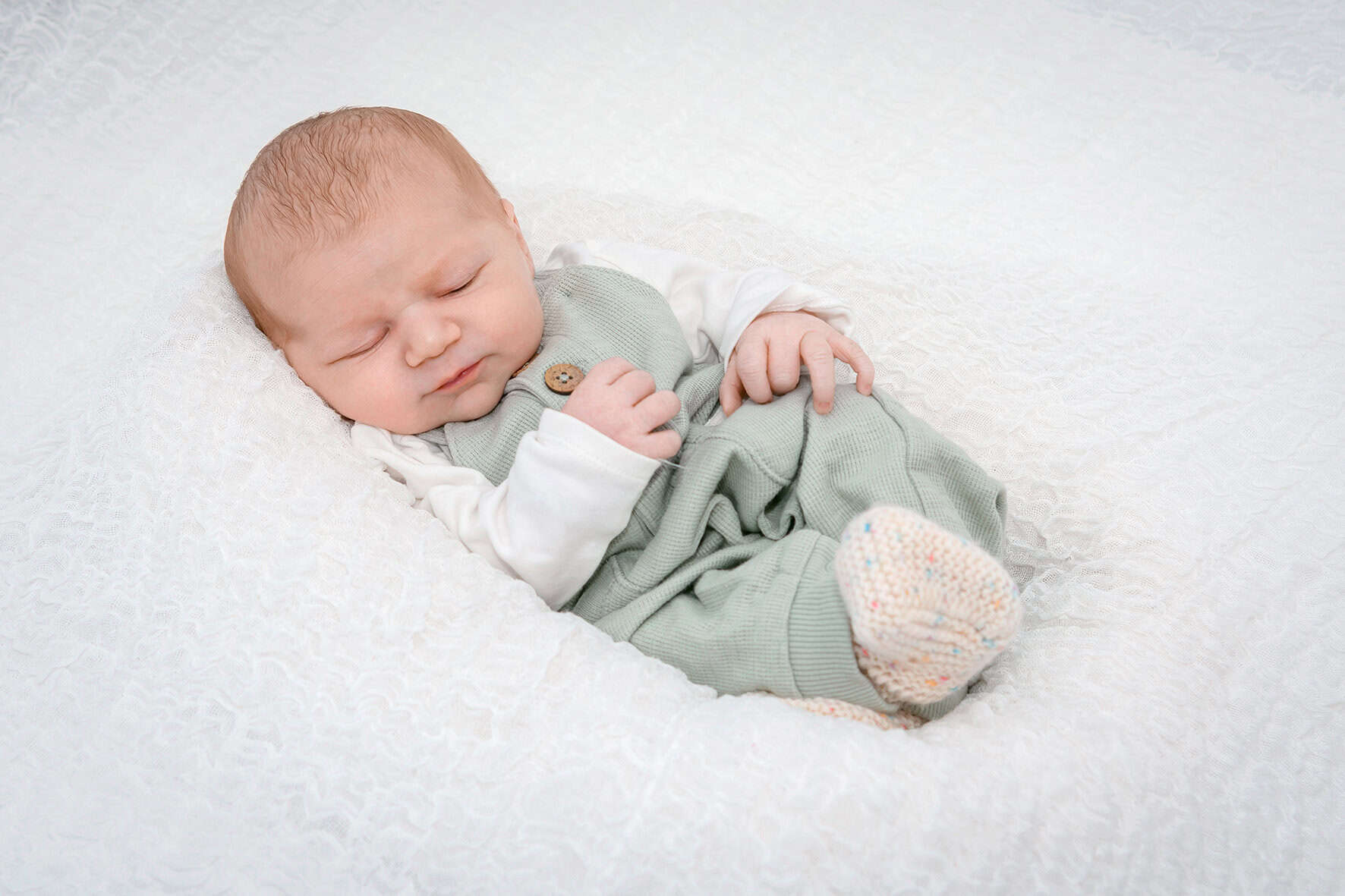 251008 Alena Grace