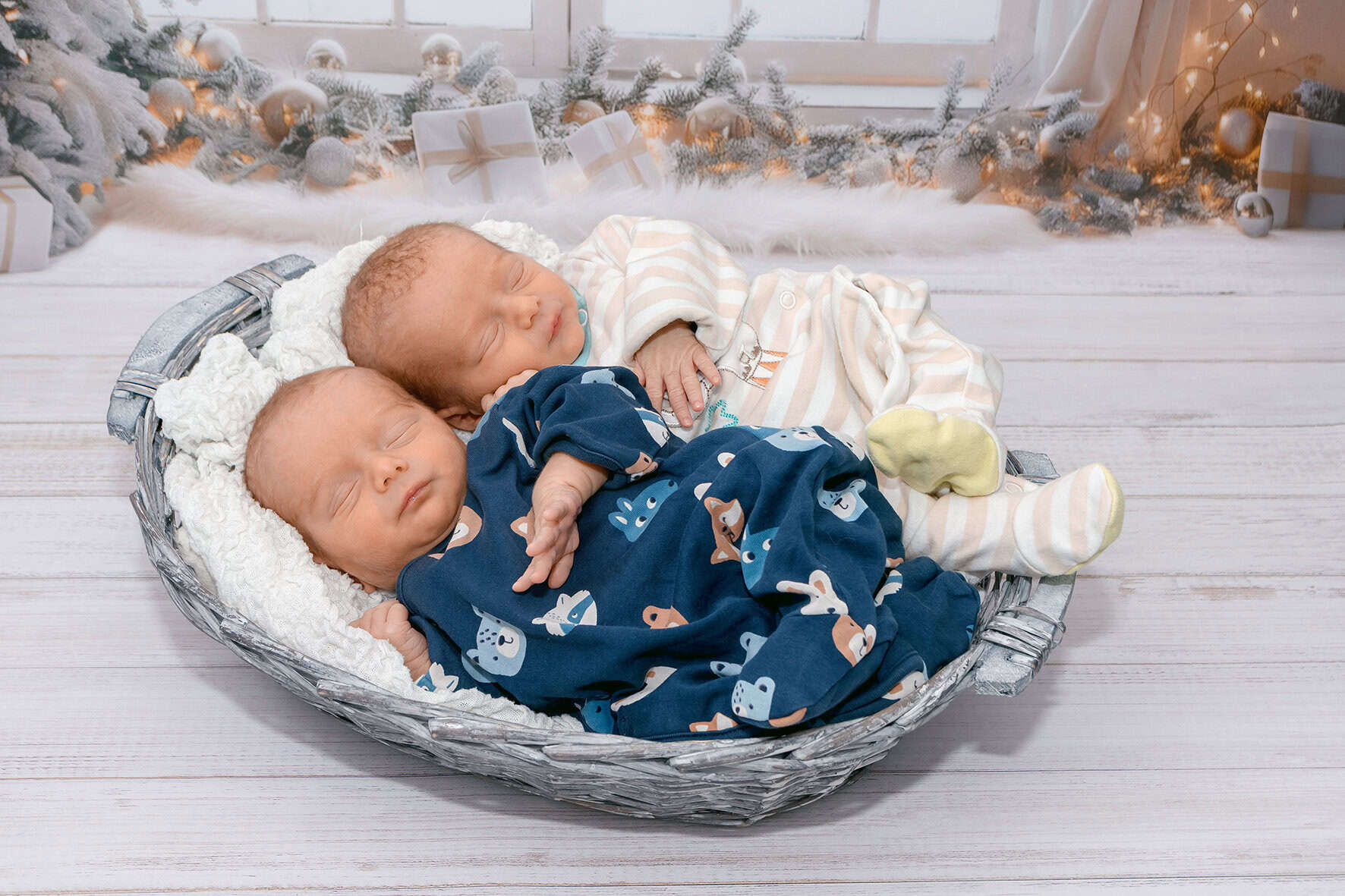 251214 Iliah Alex und Isajah